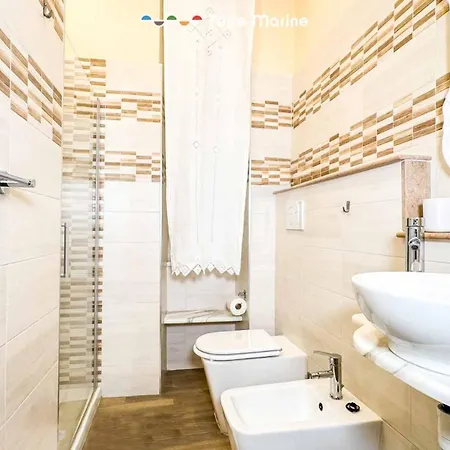 Affittacamere Covo Di Levante 3*